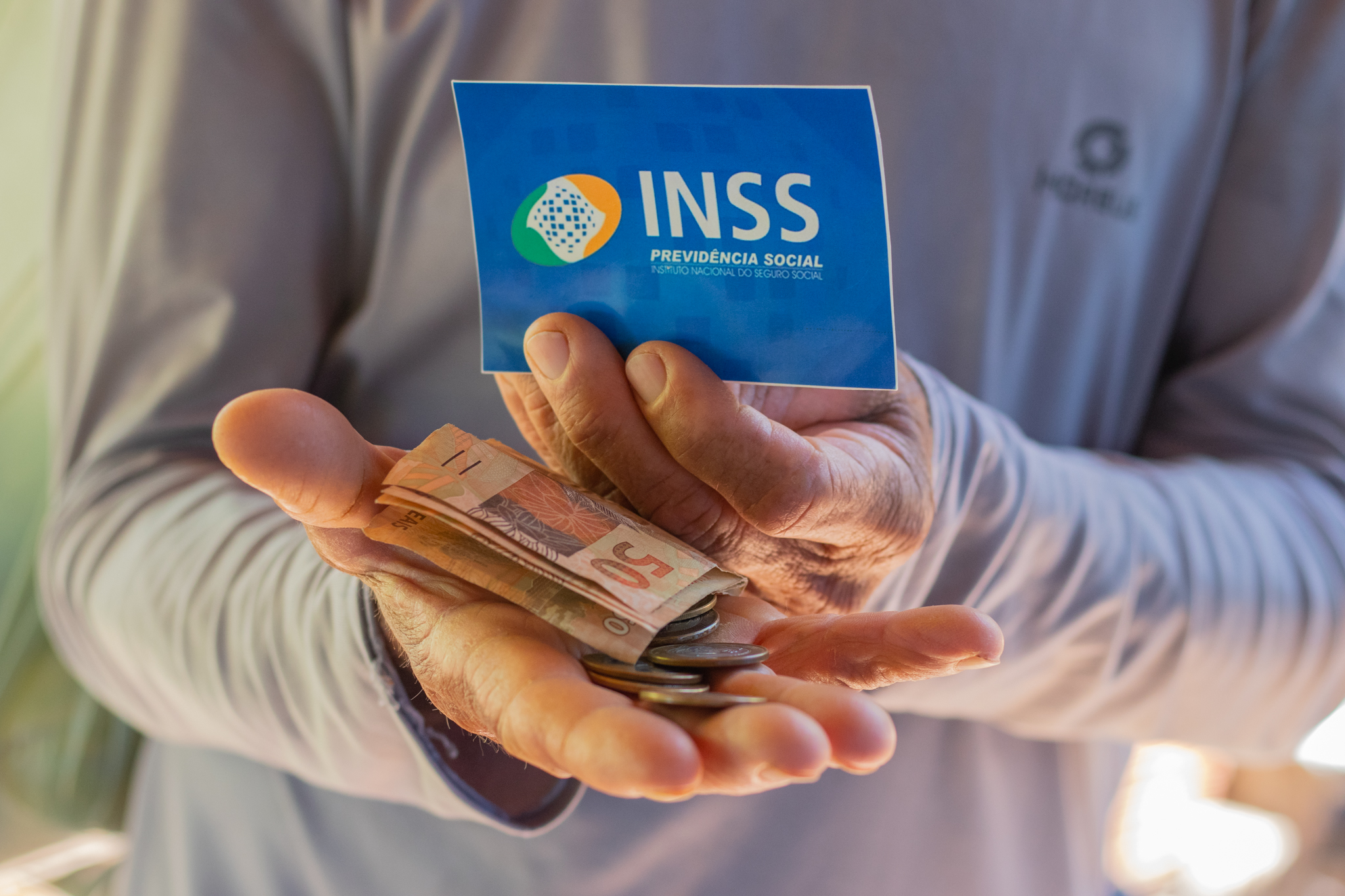 Como receber os pagamentos RETROATIVOS do INSS após concessão Guia