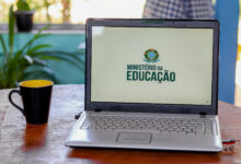 Atenção professor! MEC libera cursos gratuitos para turbinar sua carreira!