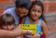 Reforma tributária vai devolver dinheiro para quem é do Bolsa Família, veja como participar