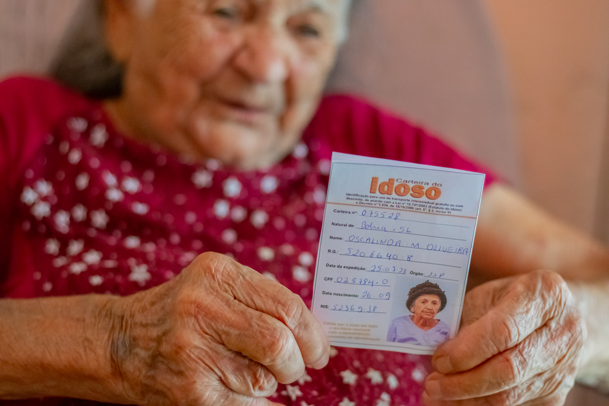 Vitória! Idosos com dívidas recebem grande PRESENTE do Governo, confira