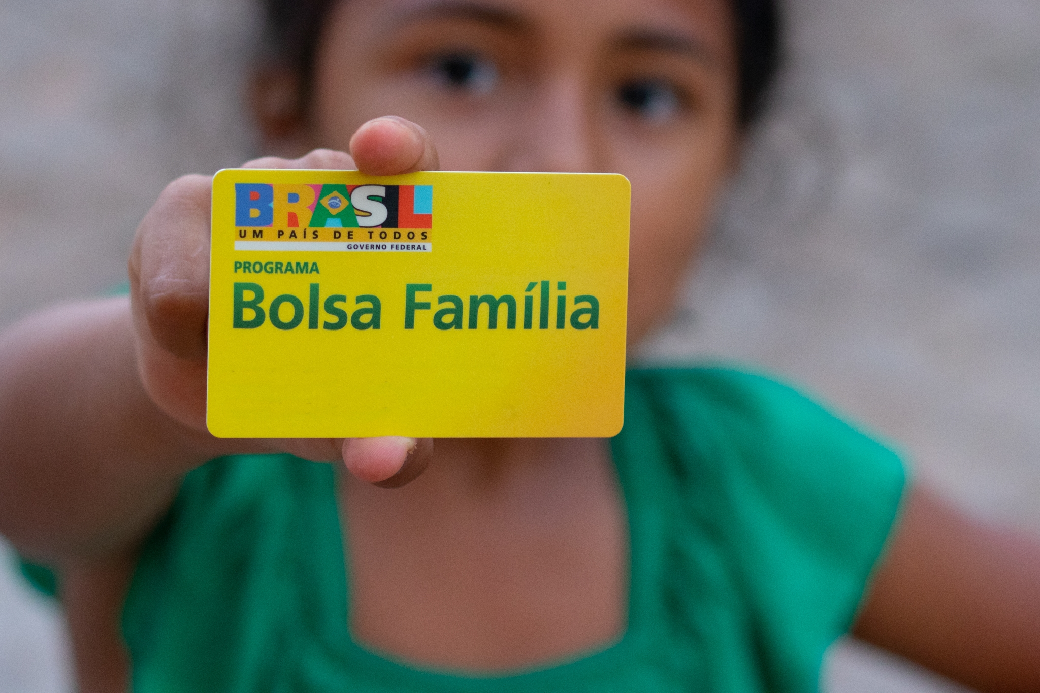 Chuva de benefícios: Bolsa Família está liberando 5 BÔNUS EXCLUSIVOS; não perca