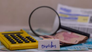 Nome sujo NUNCA MAIS! Método ensina brasileiros a CORRER das dívidas sem o Programa Desenrola; saiba como funciona