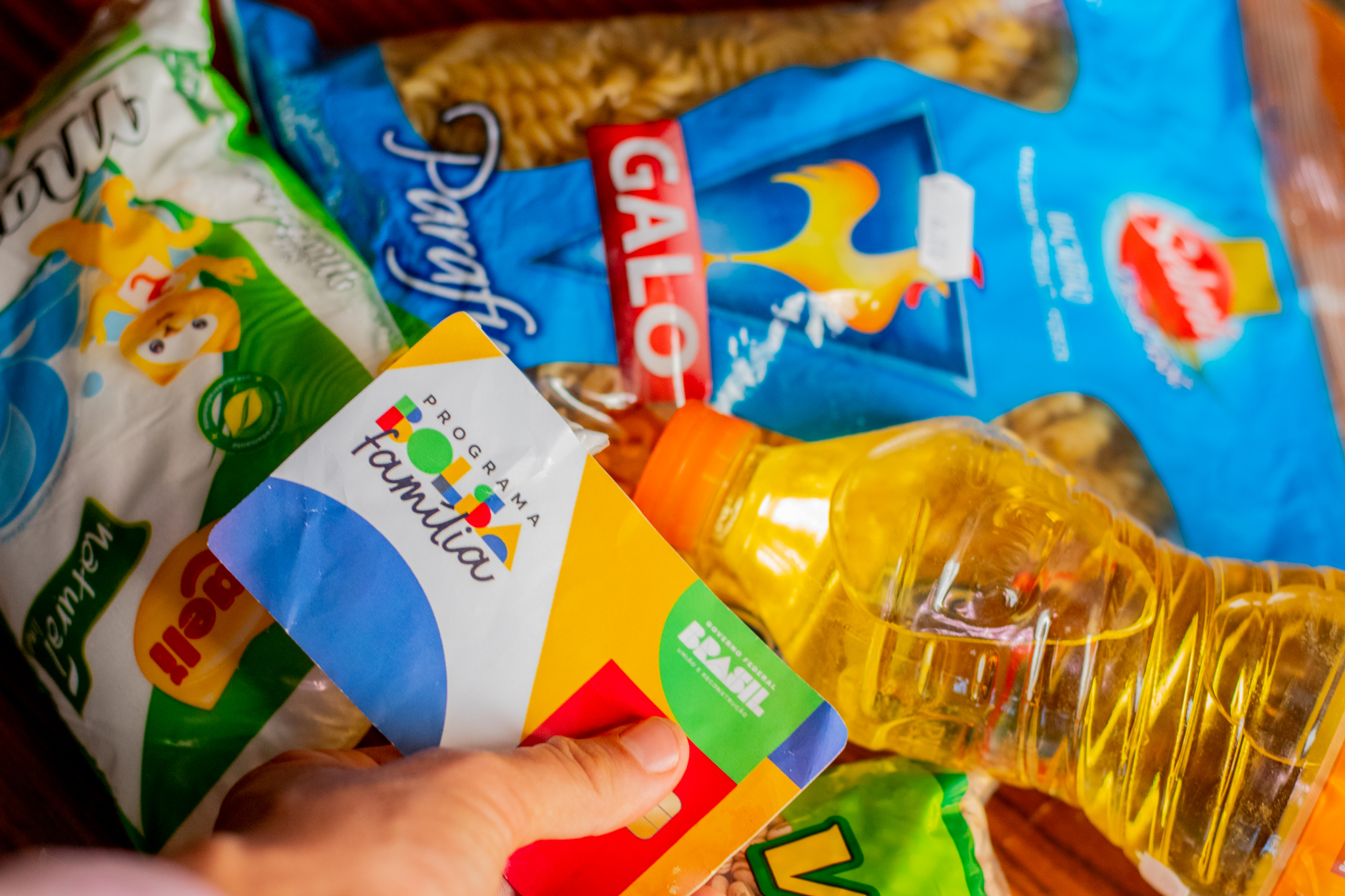 Qual é o valor da CESTA BÁSICA do Bolsa Família? Agosto promete REAJUSTES!
