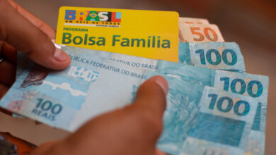 R$ 700 ou R$ 800? Quem tem direito a sacar MAIS do Bolsa Família?