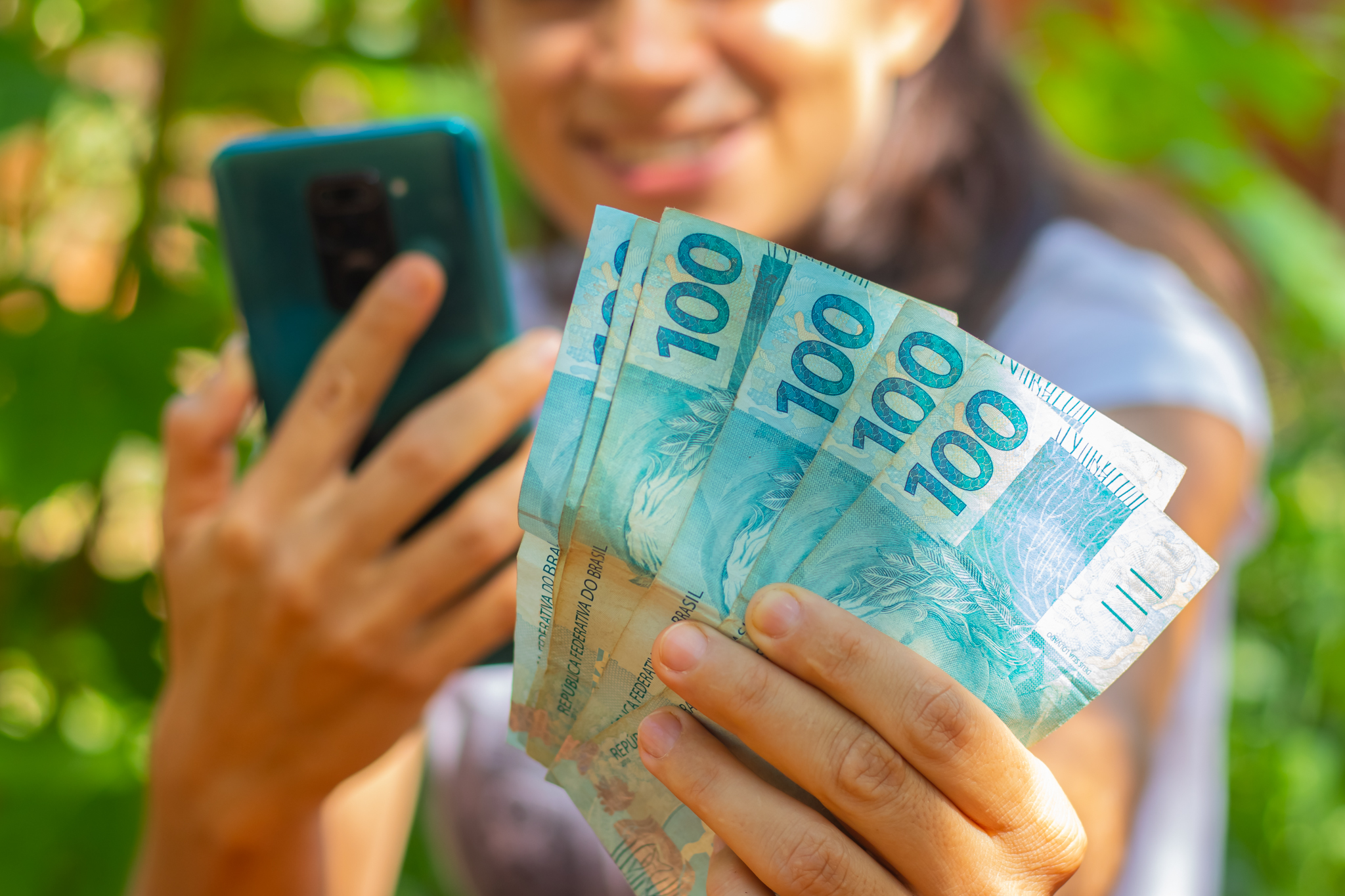 Auxílio para Mães Confira a Nova Data de Repasse do Benefício