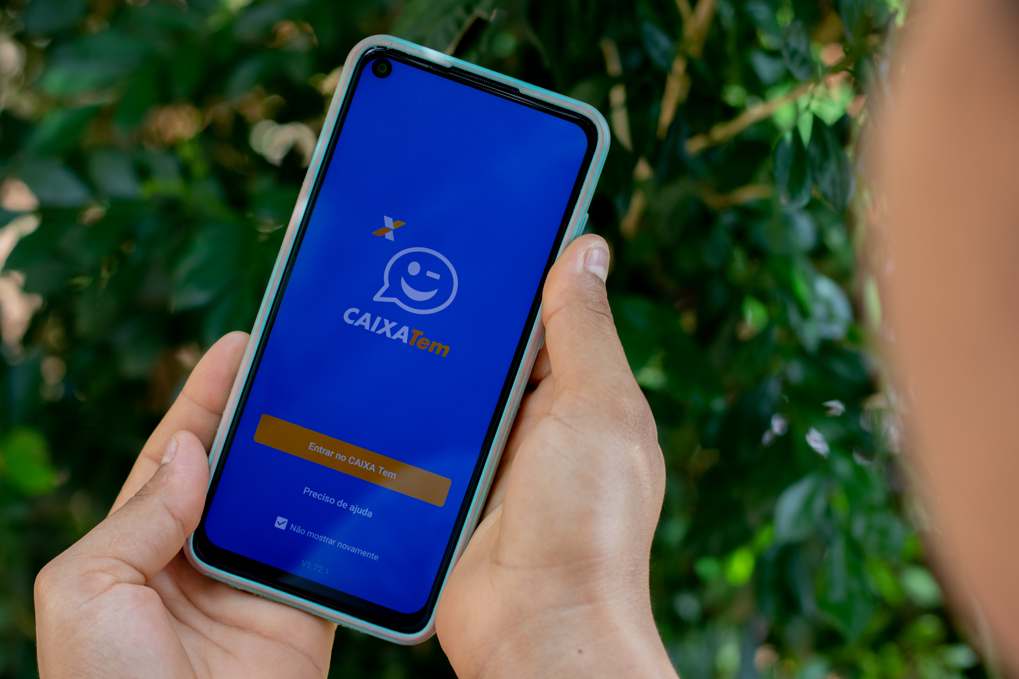 Já checou seu Caixa Tem hoje? Usuários que recebem Bolsa Família já podem liberar PRESENTE no app; confira