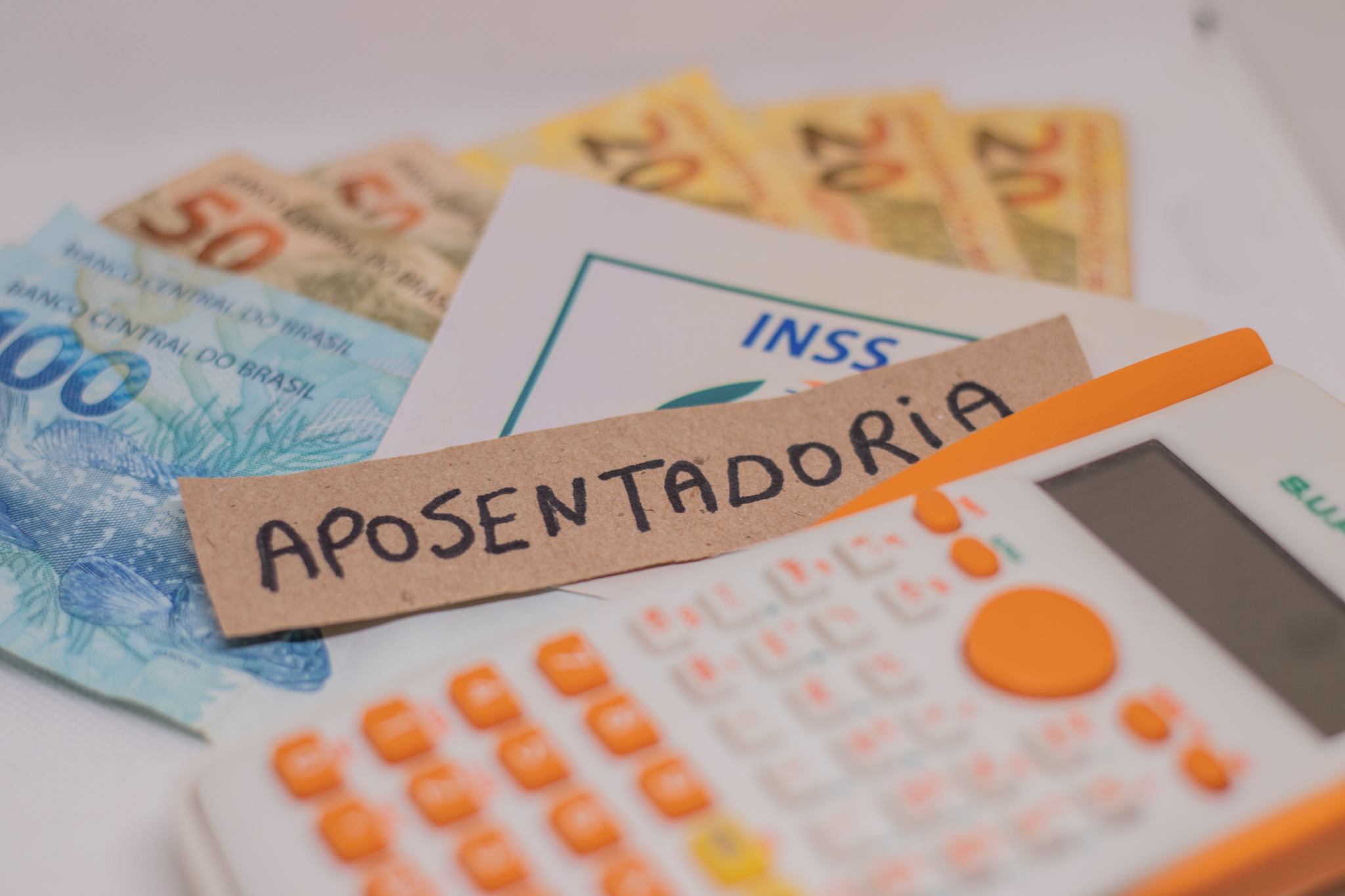 Portadores do Vírus HIV Podem Solicitar Aposentadoria? Confira as Regras