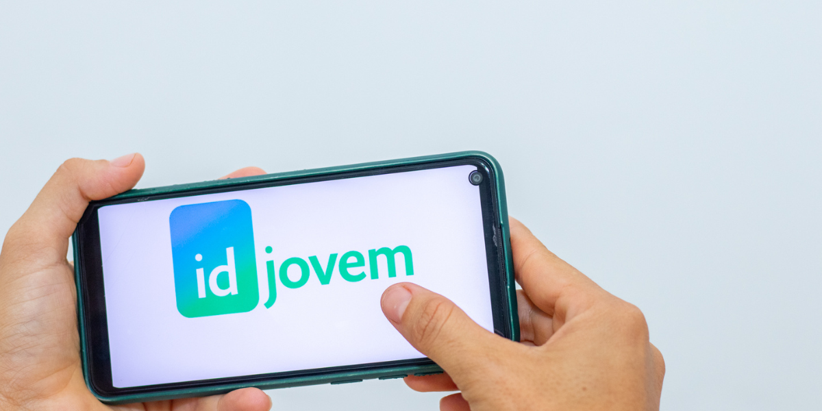 Entre 15 e 29 anos Conheça as vantagens do ID Jovem para viajar pelo Brasil de graça e muito mais