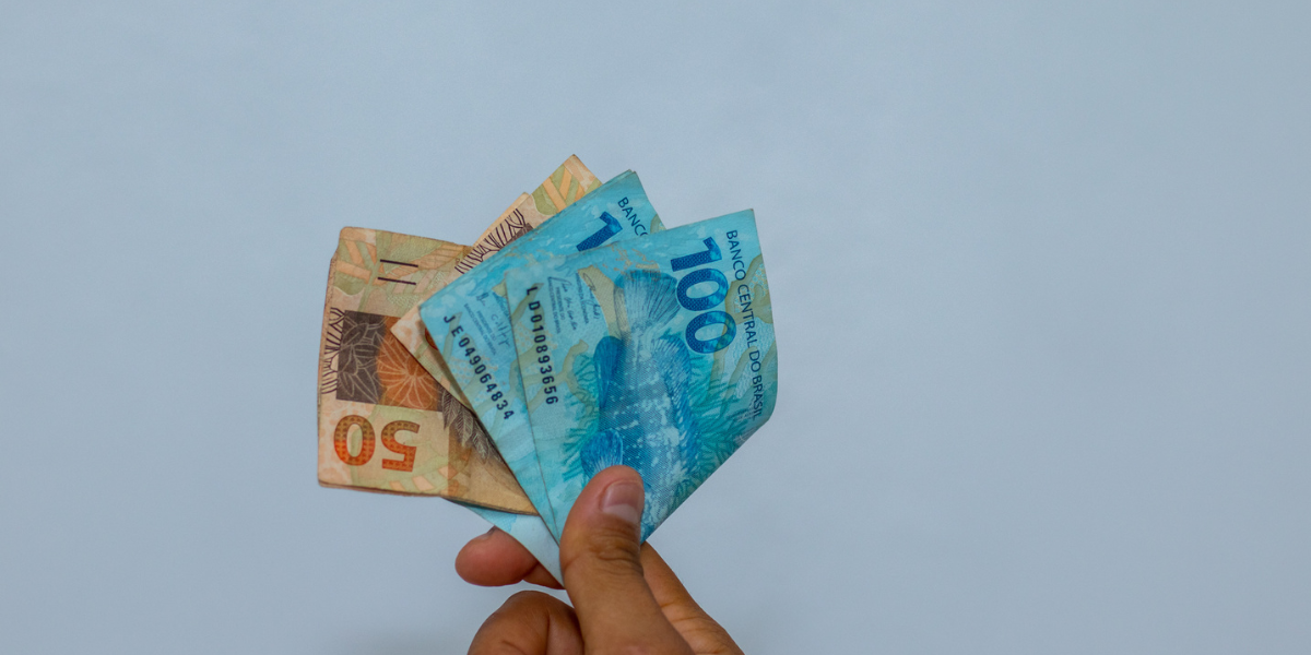 Bolsa do Povo receba R$ 540 mensais e tenha acesso a diversas oportunidades de qualificação
