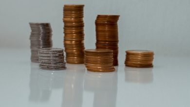 Dinheiro extra! Reajuste de R$ 50 em auxílio do governo já está disponível - veja quem recebe