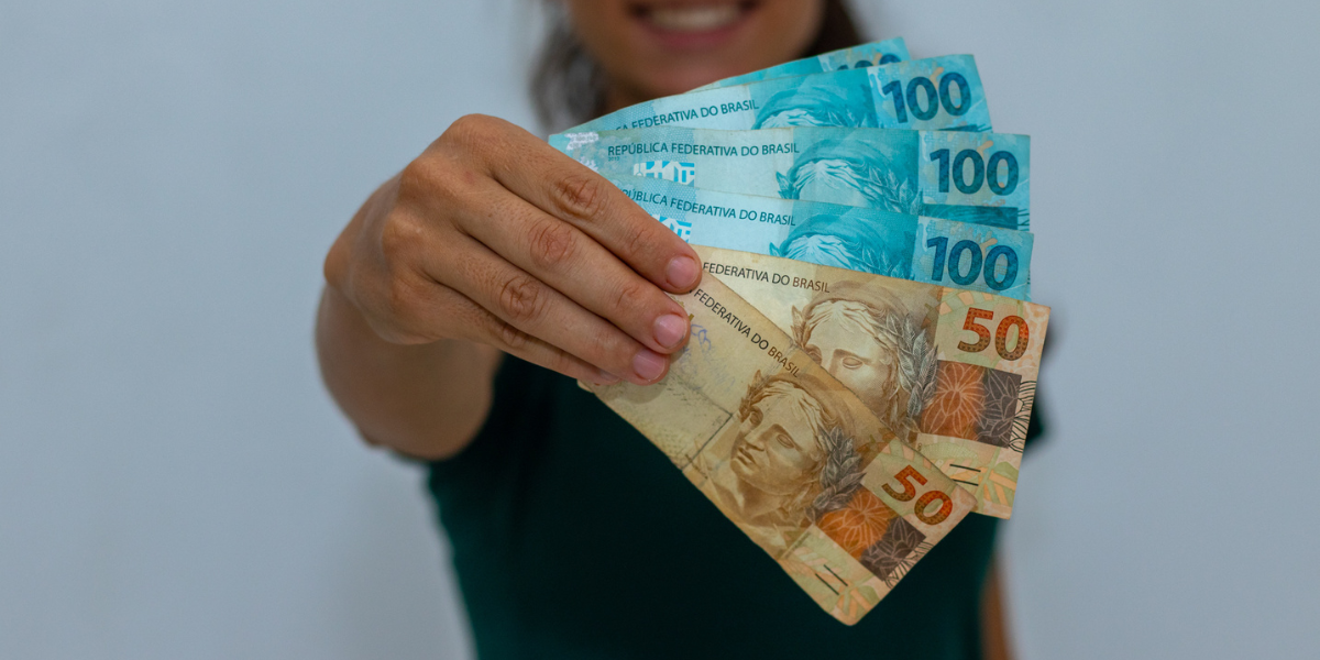Empréstimo imediato para negativados saiba quais Bancos aprovam na hora e saia do vermelho