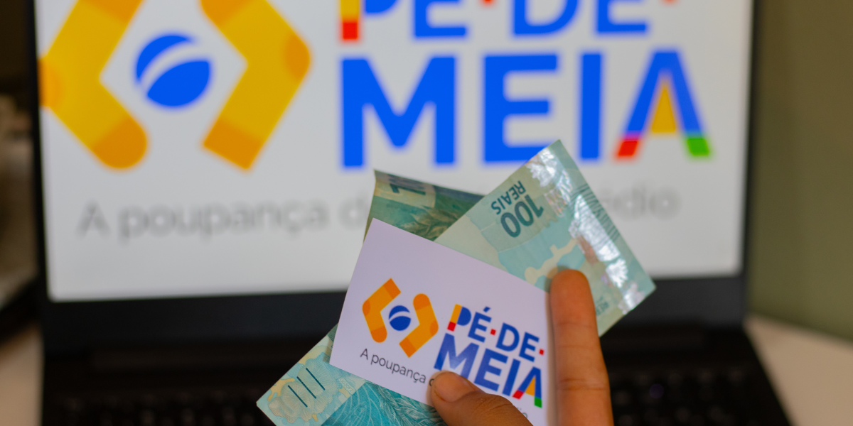 Pé-de-Meia paga até R$ 1.200 em fevereiro confira as datas e saiba quem tem direito