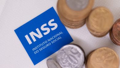 Através do INSS, é possível se aposentar ganhando bem. Contudo, há regras a se cumprir.