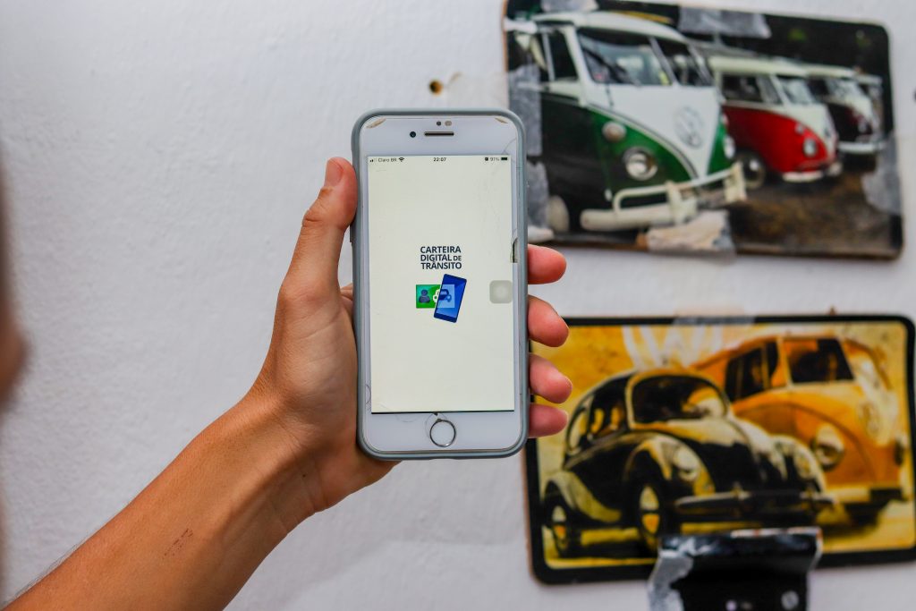Saiba como instalar a CNH Digital e aproveite suas vantagens.