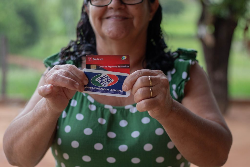 Aprenda a escolher o melhor regime previdenciário para você.