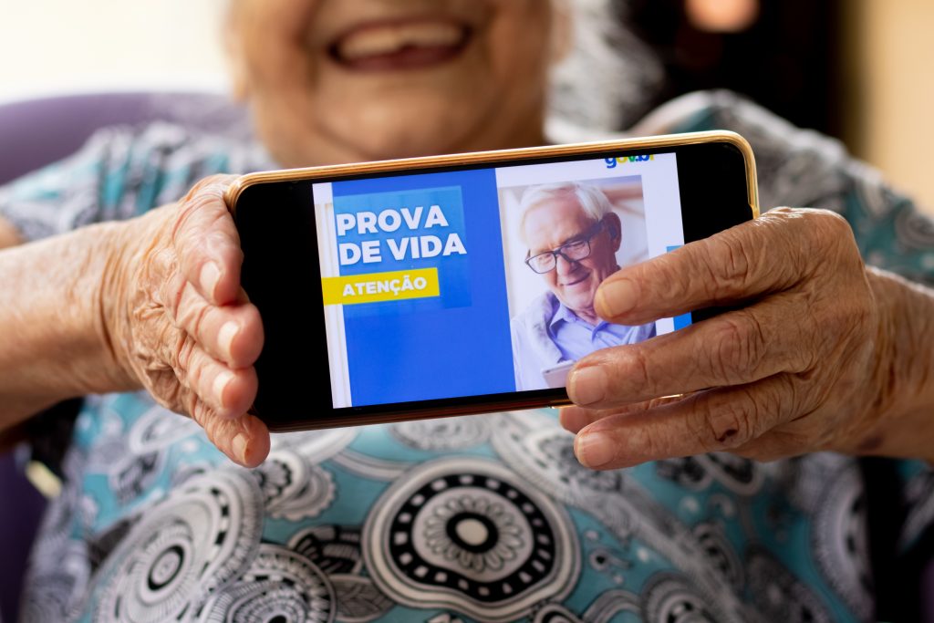 Aqueles que precisam fazer a prova de vida podem ter o processo facilitado.