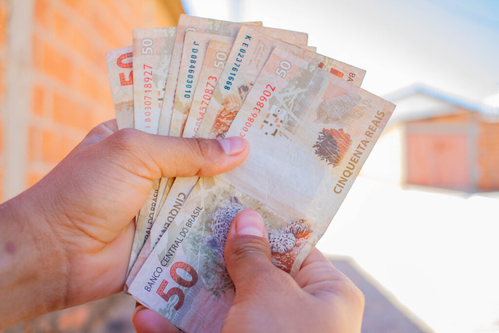 Golpistas estão cada vez mais espertos para arrancar dinheiro das contas.