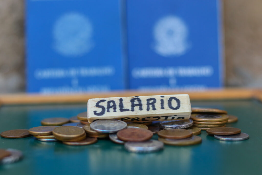 Se você é trabalhador, veja quando cai o quinto dia útil de agosto.