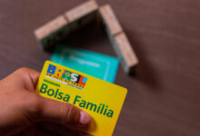 Se você recebe o Bolsa Família, cuidado para não ser cortado no próximo mês.