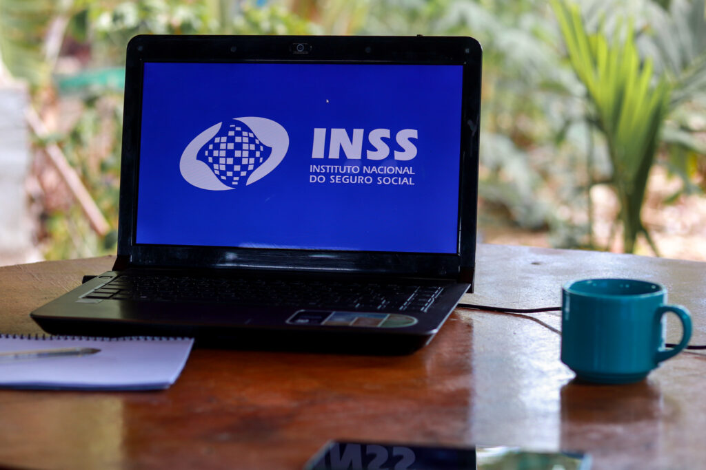 Algumas entidades estão sendo investigadas após novas tentativas de fraude ao INSS.