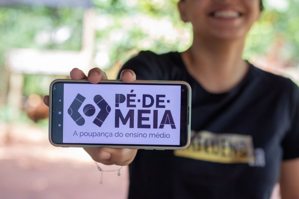 Quem vai receber o Pé-de-Meia precisa se atentar ao calendário oficial.