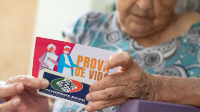 Se você ainda não fez a prova de vida, saiba como consultar se está devendo.