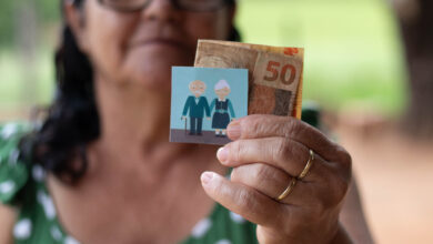 Idosos que recebem benefícios devem tomar cuidado com o trabalho.