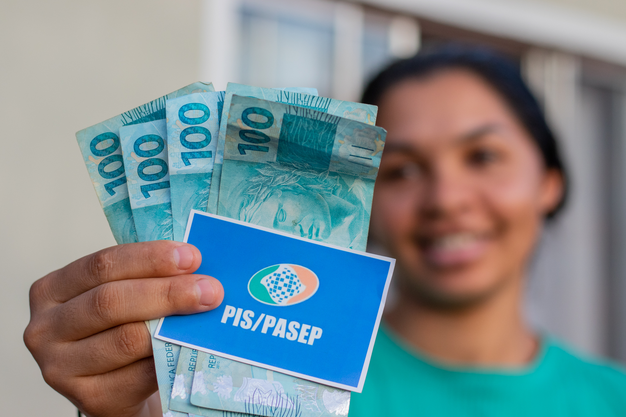 Os trabalhadores já podem consultar o pagamento do abono salarial.