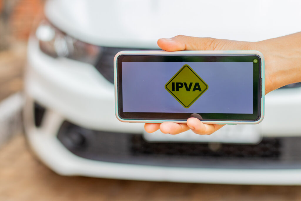 Se você é idoso, veja como se livrar de vez do pagamento do IPVA.