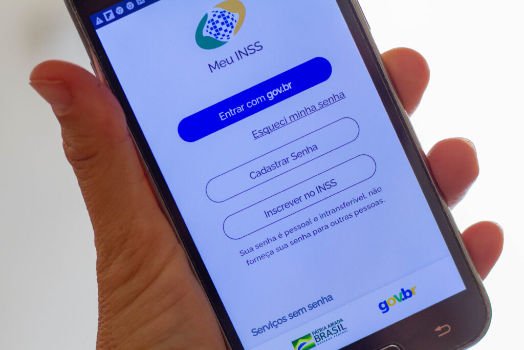 Se você está devendo prova de vida, não perca mais tempo.