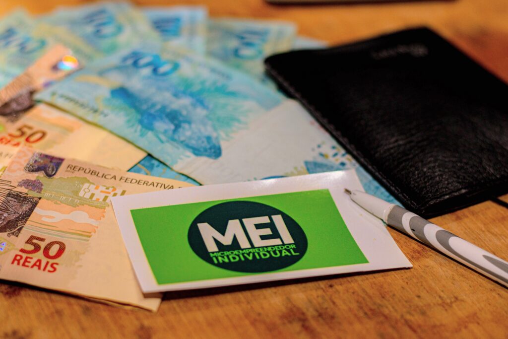 Se você é MEI, considere aumentar sua contribuição ao INSS.