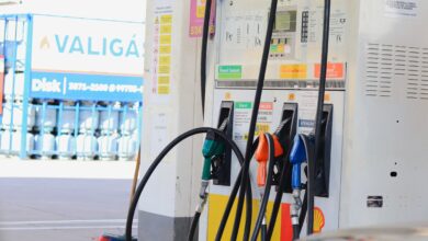 A gasolina adulterada em alguns postos pode causar graves problemas aos veículos.