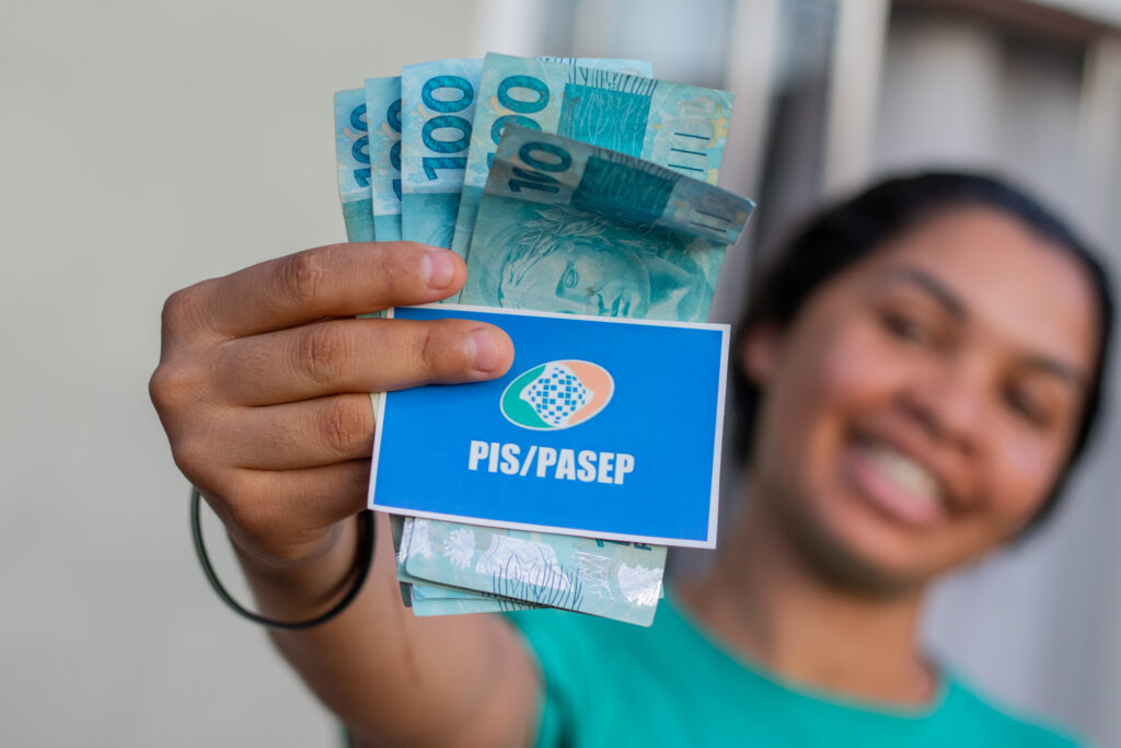 Se você é trabalhador, veja se pode sacar o PIS/Pasep.