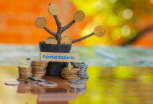 Se você é beneficiário do INSS, veja se pode receber duas aposentadorias.