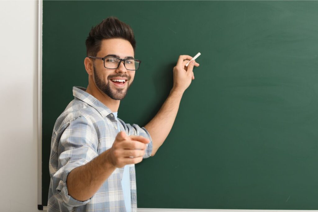 Se você é professor, veja como ganhar um bônus em dinheiro do MEC.