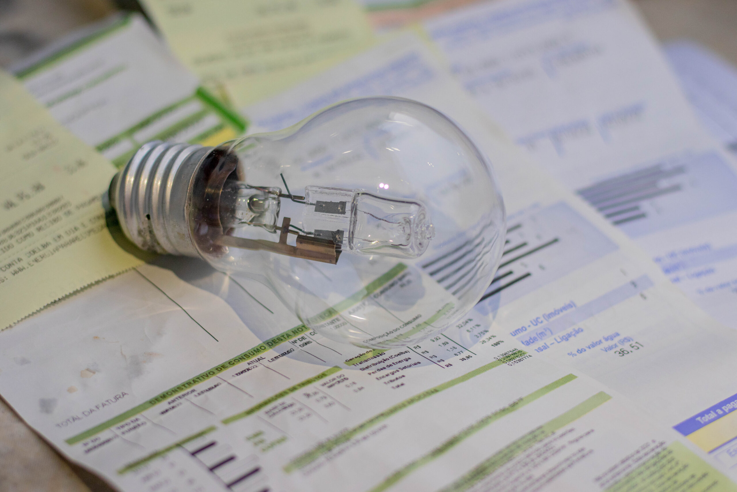A Aneel pode deixar as contas de luz mais baixas com a Tarifa Inteligente.