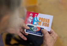 Se você cair no golpe da prova de vida, pode ter problemas.