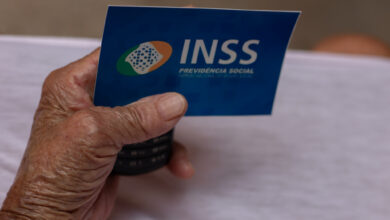 Se você receber uma ligação do INSS pedindo prova de vida, desconfie.