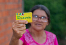 Não são só os cidadãos brasileiros que têm direito ao Bolsa Família. Veja como funciona.