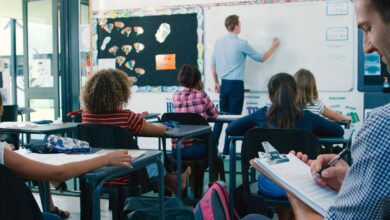 Se você é professor, fique atento às novas vagas da educação que serão abertas.