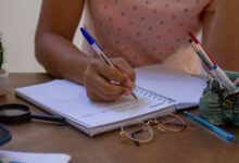 Se você quer estudar fora, o Enem pode ser sua porta de entrada. Confira.